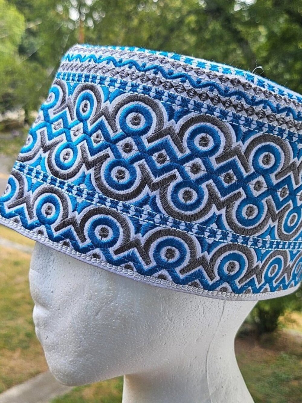 Men Omani Hat Kumma Tradition Blue/Gray Embroidery Cap Topi Prayer Hat Size 58cm